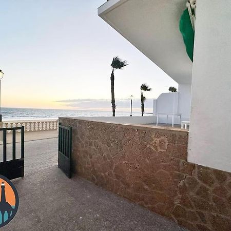 Cala Marielo By Bossh! Apartments Чипиона Екстериор снимка