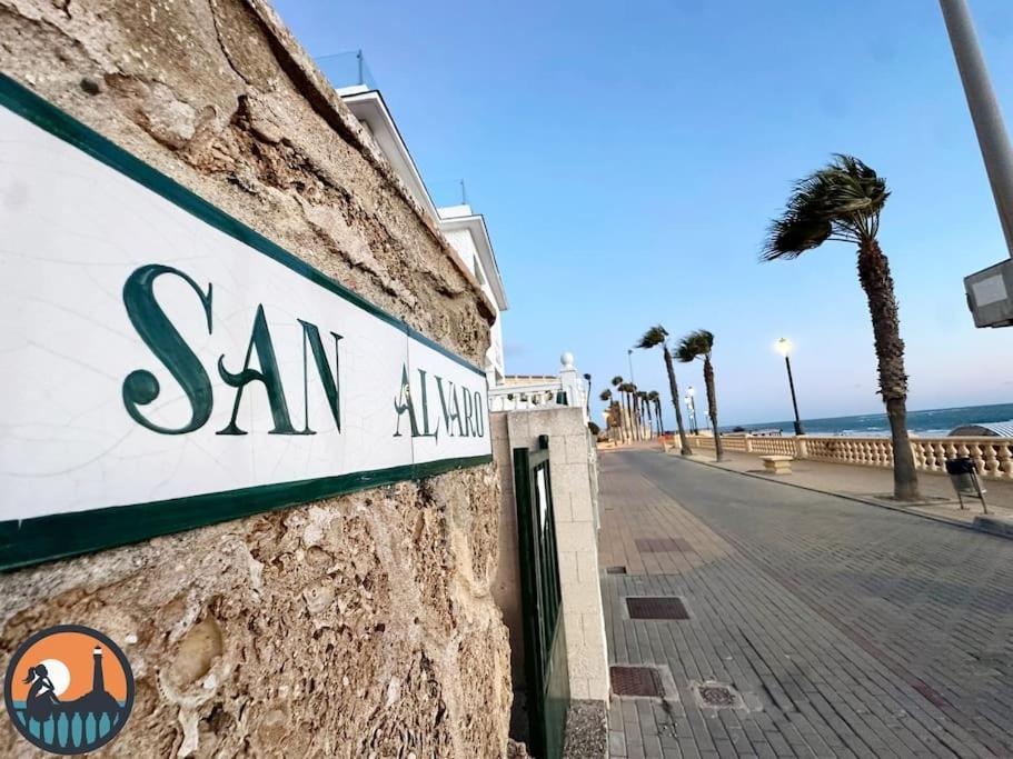 Cala Marielo By Bossh! Apartments Чипиона Екстериор снимка